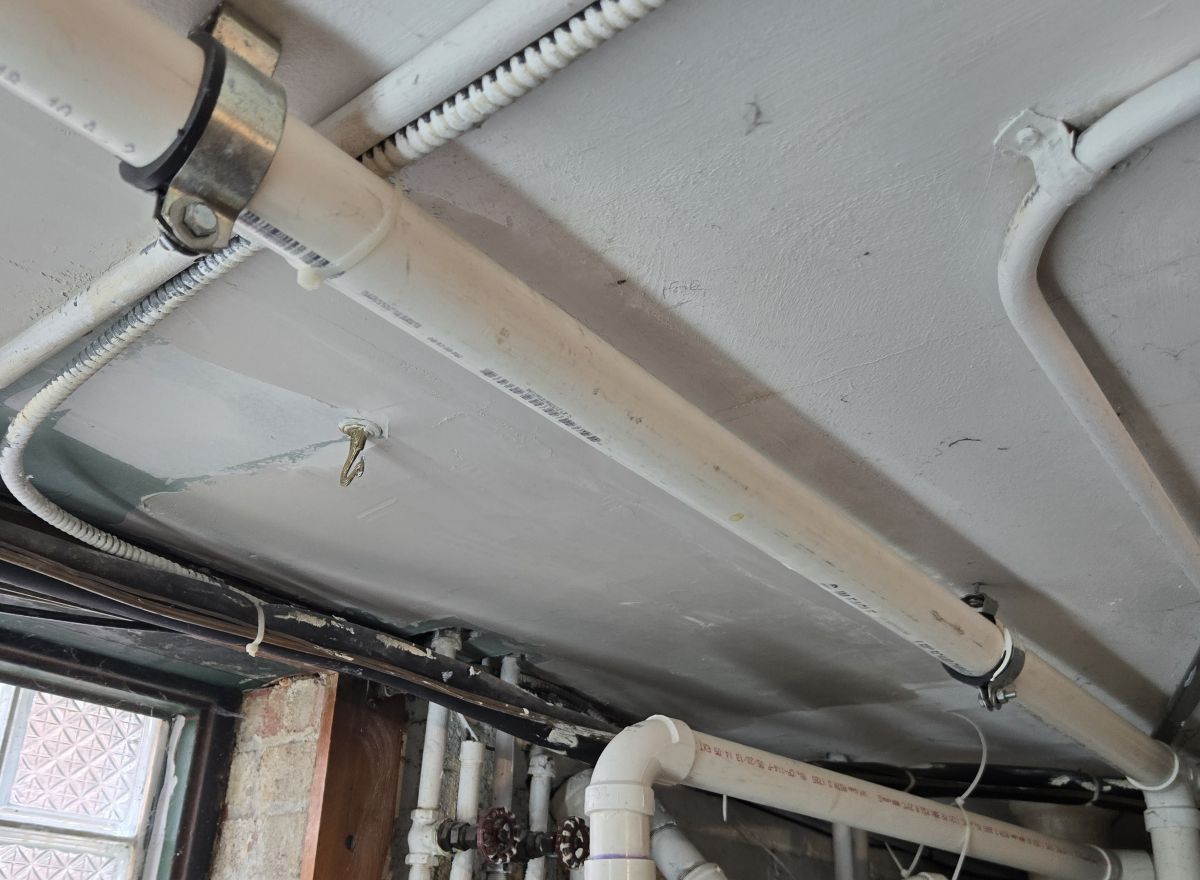 Drywall patch repair in Lake Zurich, IL